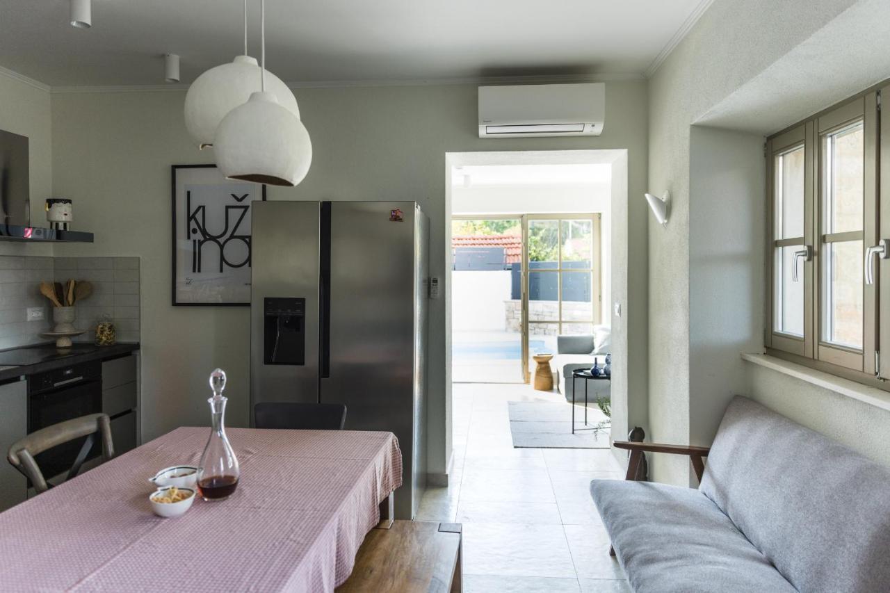 Villa Mara - Casa Rustica Zrnovo Extérieur photo