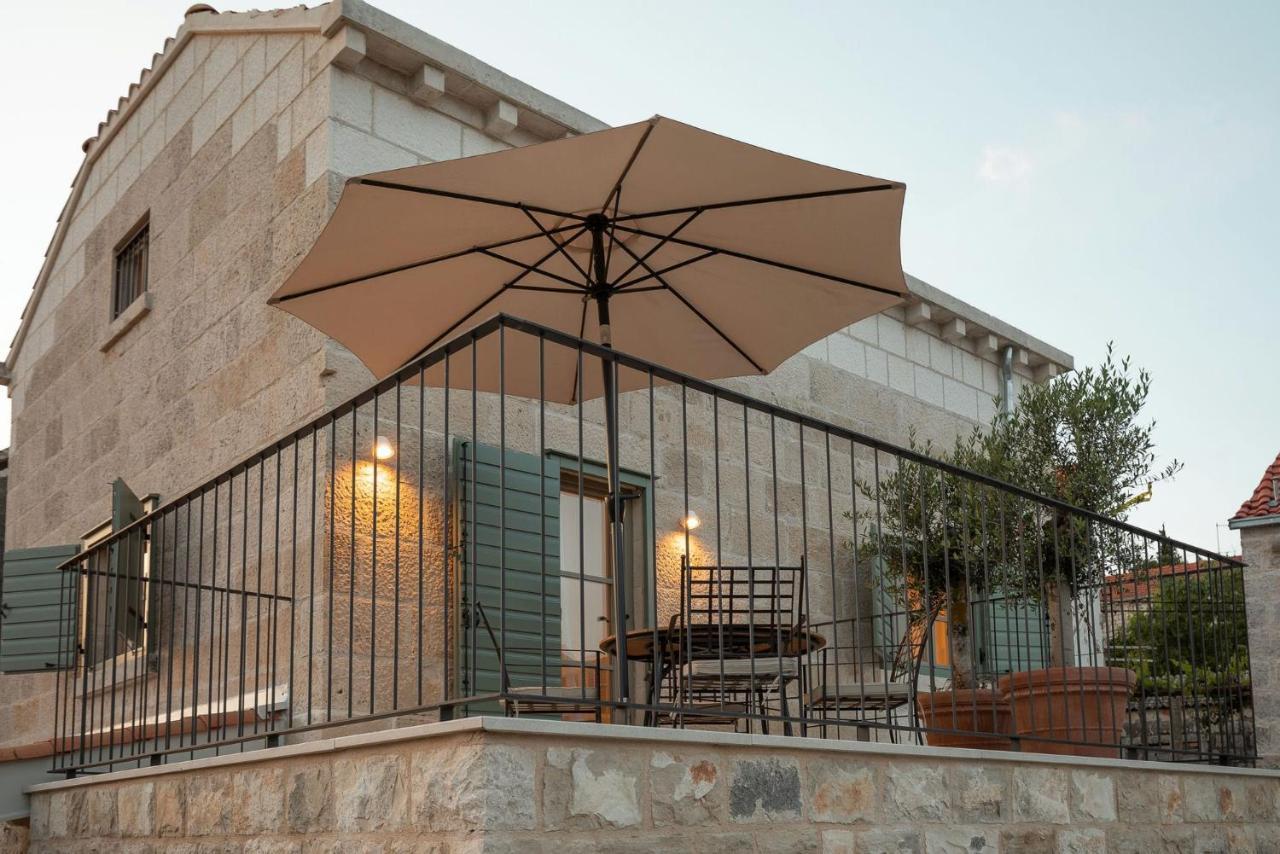 Villa Mara - Casa Rustica Zrnovo Extérieur photo